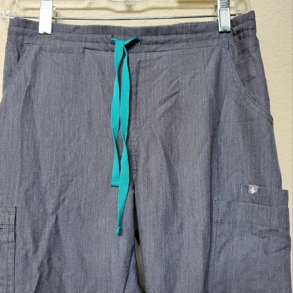 Figs Straight Leg Scrub Pants.   Size XS - Picture 3 of 8